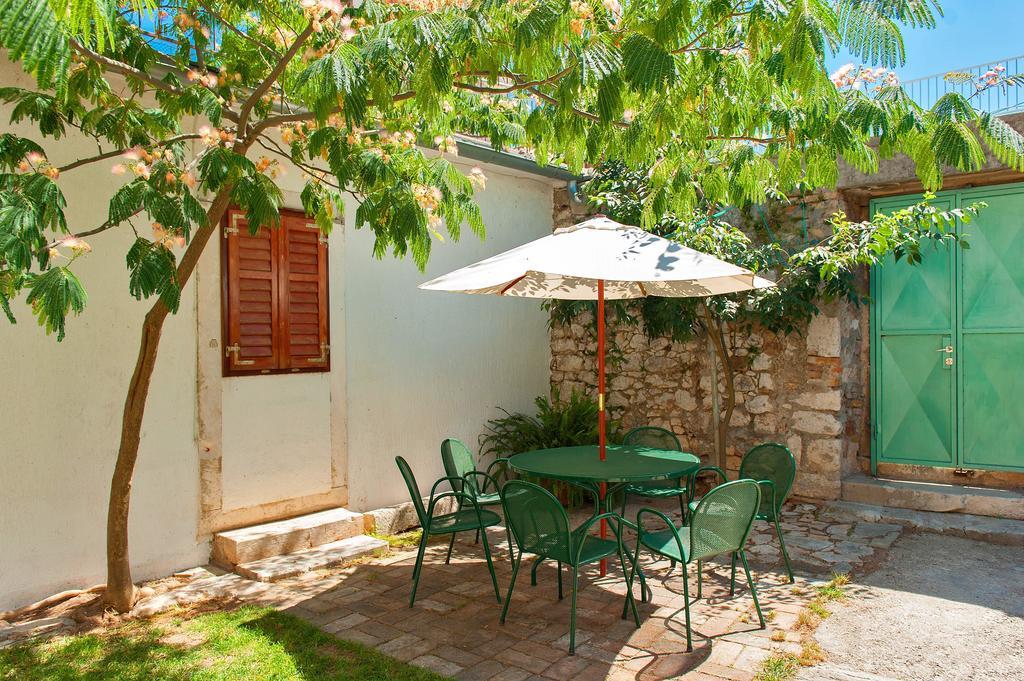 Dalmatian Garden - Free Parking - City Centre Šibenik Стая снимка